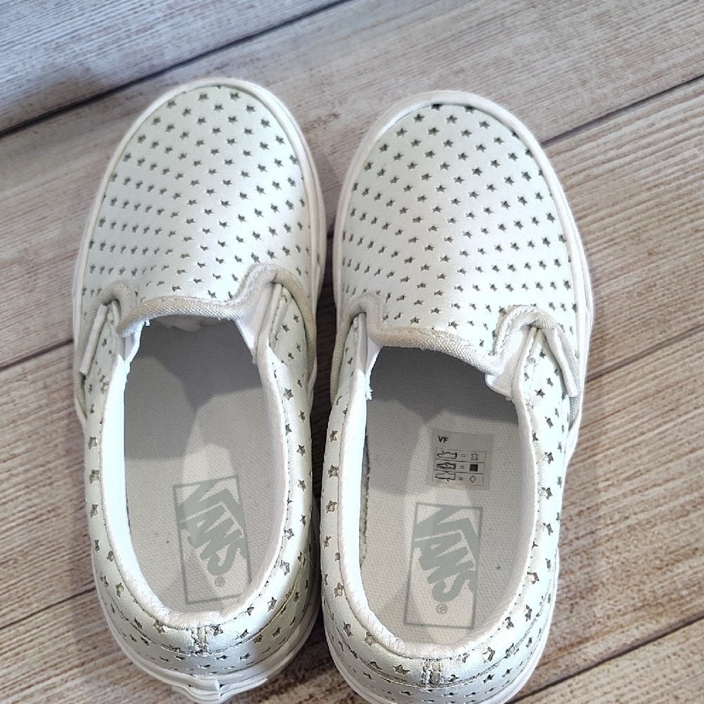 Vans Green and White Slip-On Sneakers - Picture 4 of 9